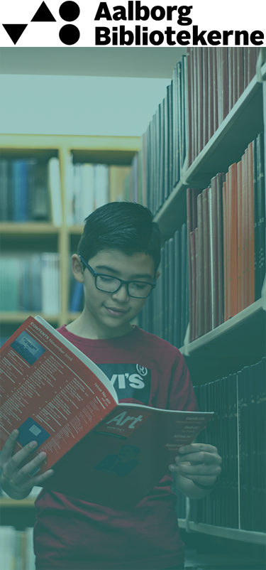 Dekorativ billede af en dreng der blader i en magasin